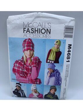 McCall's Misses Fleece Hats Scarves & Mittens Sewing Pattern M4681 - Uncut 2004
